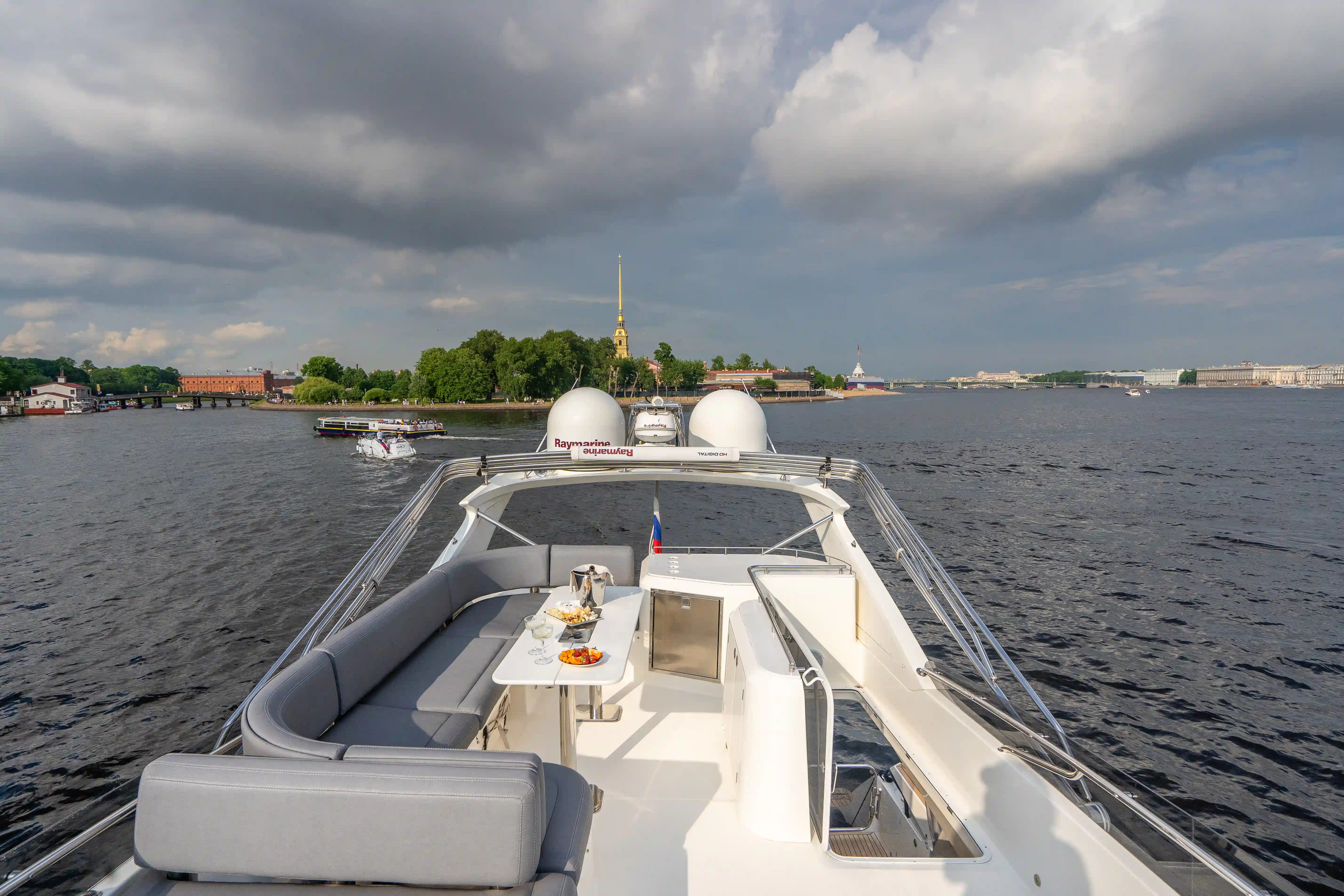 Яхта  «Galeon 640» image- 42